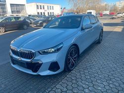 Grau Gebraucht 2024 BMW 540 M Sport Limousine | 53.729 €
