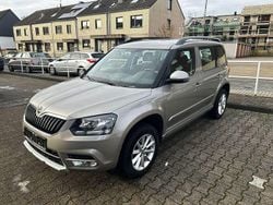 Beige Gebraucht 2015 Skoda Yeti Ambition SUV | 9.900 € (Superpreis)