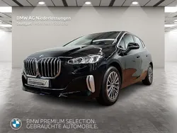 Schwarz Gebraucht 2022 BMW 218 Active Tourer Van / Kleinbus | 26.990 € (Fairer Preis)
