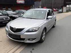Silber Gebraucht 2006 Mazda 3 Comfort Limousine | 2.900 € (Fairer Preis)