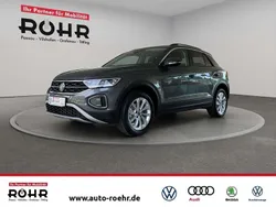 Indiumgrau metallic Gebraucht 2025 VW T-Roc Life SUV | 27.700 € (Superpreis)