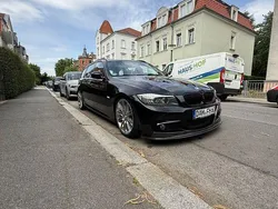 Schwarz Gebraucht 2011 BMW 320 M Sport Kombi | 8.900 € (Fairer Preis)
