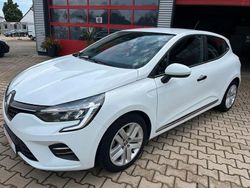 Weiß Gebraucht 2021 Renault Clio V Business Kleinwagen | 12.900 € (Fairer Preis)
