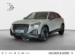 Tausilber metallic Neu 2025 Audi Q2 S-Line SUV | 43.190 € (Teuer)