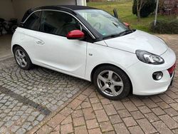 Weiß Gebraucht 2015 Opel Adam Open Air Kleinwagen | 8.500 € (Fairer Preis)