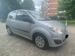 Silber Gebraucht 2008 VW Golf VI Limousine | 2.150 €