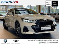 Mineralweiss Gebraucht 2025 BMW 520 M Sport Limousine | 56.990 € (Fairer Preis)