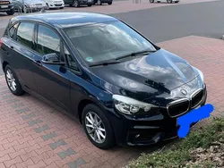 Blau Gebraucht 2017 BMW 216 Kombi | 12.000 € (Fairer Preis)