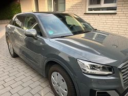 Grau Gebraucht 2019 Audi Q2 Sport SUV | 20.700 € (Fairer Preis)