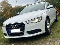 Weiß Gebraucht 2012 Audi A6 Comfort Limousine | 11.990 € (Guter Preis)