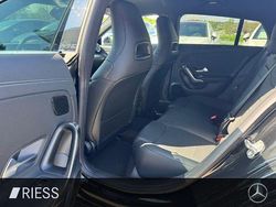 Gebraucht 2025 Mercedes CLA180 Shooting Brake Kombi | 33.334 €