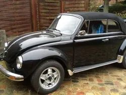 Schwarz Gebraucht 1976 VW Käfer Cabrio | 23.000 €