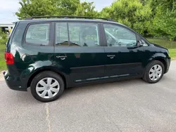 Veneziengruen Gebraucht 2010 VW Touran Trendline Van / Kleinbus | 6.150 € (Fairer Preis)