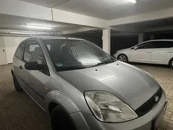 Silber Gebraucht 2004 Ford Fiesta Kleinwagen | 1.100 € (Fairer Preis)