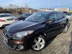 Braun Gebraucht 2012 Renault Mégane III Dynamique Limousine | 3.390 € (Guter Preis)