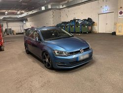 Blau Gebraucht 2015 VW Golf VII Kombi | 10.500 € (Fairer Preis)