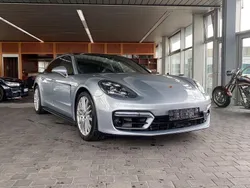 Silber Gebraucht 2021 Porsche Panamera Sport Turismo Limousine | 66.999 €