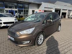 Braun Gebraucht 2017 Ford Grand C-Max Titanium Van / Kleinbus | 12.447 € (Etwas zu teuer)