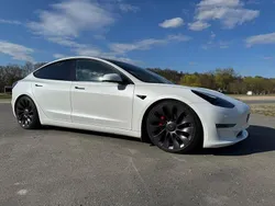 Weiß Gebraucht 2021 Tesla Model 3 Performance Limousine | 32.400 € (Etwas zu teuer)