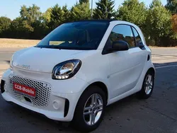 Weiß Gebraucht 2021 Smart ForTwo Electric Drive Coupé | 8.399 € (Fairer Preis)