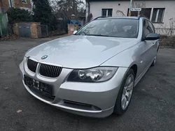 Silber Gebraucht 2005 BMW 330 Kombi | 4.490 € (Superpreis)