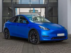 Blau Gebraucht 2023 Tesla Model Y Performance SUV | 41.800 € (Guter Preis)
