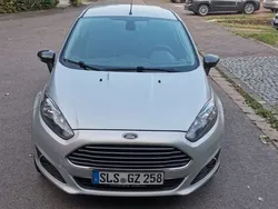 Grau Gebraucht 2014 Ford Fiesta SYNC Edition Kleinwagen | 3.599 € (Superpreis)