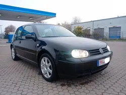 Schwarz Gebraucht 2003 VW Golf IV Limousine | 4.500 €