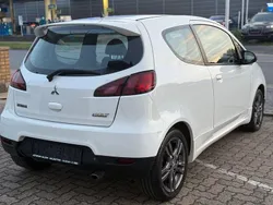 Weiß Gebraucht 2012 Mitsubishi Colt Kleinwagen | 4.990 € (Etwas zu teuer)