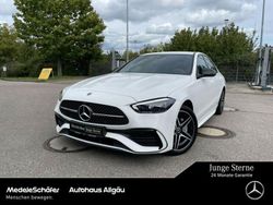 Polarweiß Gebraucht 2024 Mercedes C300e AMG Limousine | 44.839 € (Fairer Preis)