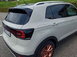 Grau Gebraucht 2022 VW T-Cross SUV | 18.300 € (Guter Preis)