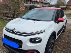 Weiß Gebraucht 2017 Citroën C3 PureTech Kleinwagen | 9.600 € (Fairer Preis)