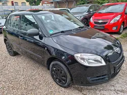 Schwarz Gebraucht 2010 Skoda Fabia Kleinwagen | 2.999 € (Guter Preis)