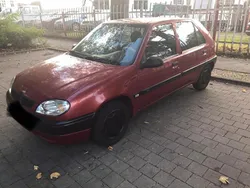 Rot Gebraucht 2000 Citroën Saxo Kleinwagen | 600 € (Guter Preis)