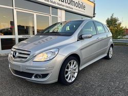 Silber Gebraucht 2006 Mercedes B200 Van / Kleinbus | 5.500 € (Etwas zu teuer)