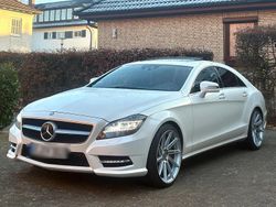 Weiß Gebraucht 2013 Mercedes CLS500 AMG Limousine | 16.999 € (Guter Preis)
