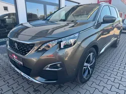 Grau Gebraucht 2020 Peugeot 5008 Allure Van / Kleinbus | 22.990 € (Fairer Preis)