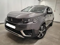 Lackierung platiniumgrau/metall Gebraucht 2020 Peugeot 5008 Allure Van / Kleinbus | 16.270 € (Superpreis)