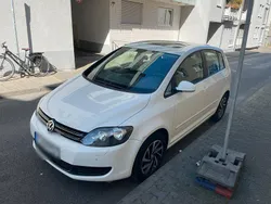 Weiß Gebraucht 2009 VW Golf Plus Cross Van / Kleinbus | 6.999 € (Etwas zu teuer)