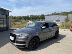 Grau Gebraucht 2012 Audi Q7 S-Line SUV | 14.990 € (Guter Preis)