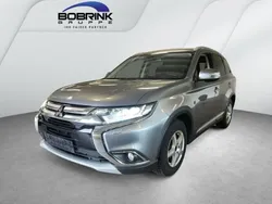 Grau Gebraucht 2017 Mitsubishi Outlander SUV | 8.888 € (Guter Preis)