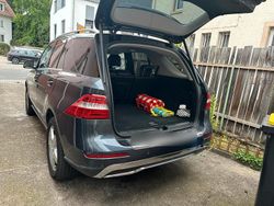 Grau Gebraucht 2012 Mercedes ML350 SUV | 15.000 € (Guter Preis)