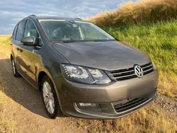 Grau Gebraucht 2013 VW Sharan Van / Kleinbus | 10.850 € (Fairer Preis)