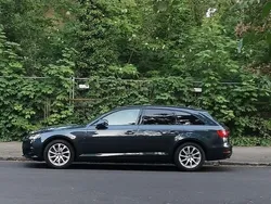 Grau Gebraucht 2017 Audi A4 Ambiente Kombi | 17.000 € (Guter Preis)