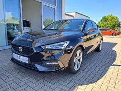 Schwarz Gebraucht 2024 Seat Leon FR Limousine | 24.960 € (Guter Preis)