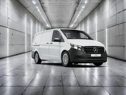 Weiss Gebraucht 2024 Mercedes Vito Van / Kleinbus | 32.128 € (Guter Preis)