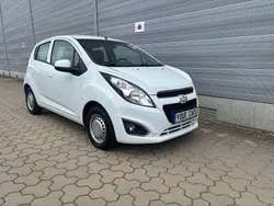 Weiß Gebraucht 2013 Chevrolet Spark LT Kleinwagen | 3.450 € (Fairer Preis)
