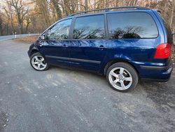 Blau Gebraucht 2004 Seat Alhambra Van / Kleinbus | 6.000 €