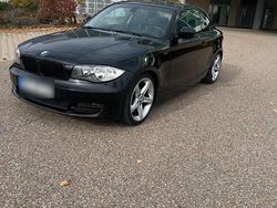 Schwarz Gebraucht 2010 BMW 120 Coupé Sport Line Coupé | 9.900 € (Etwas zu teuer)