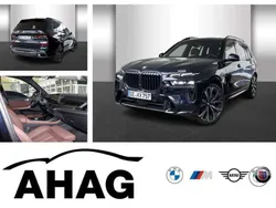 M carbonschwarz metallic Gebraucht 2025 BMW X7 SUV | 112.690 € (Superpreis)